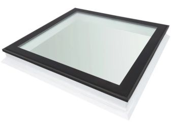 Intura platdakraam met HR++ glas 60x60 cm, vlakke lichtkoepel met hoge isolatie waarde.